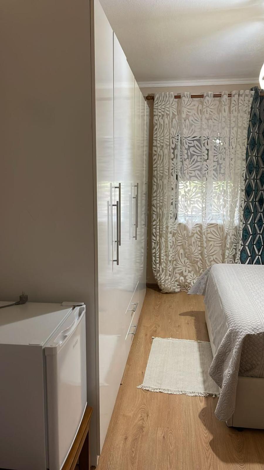 Alva Room'S Gjirokastër 外观 照片